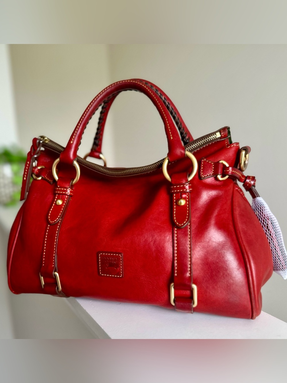 Dooney & Bourke Vintage Red Florentine Satchel EUC - Picture 5 of 15